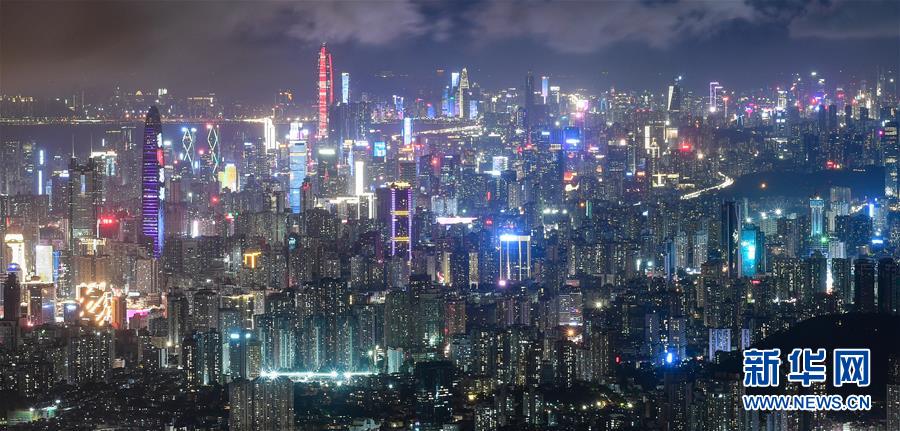 (新華全媒頭條·圖文互動)(18)偉大旗幟引領歷史巨變——習近平新時代中國特色社會主義思想指引“十三五”經濟社會發(fā)展述評